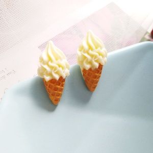 Ice Cream Earring